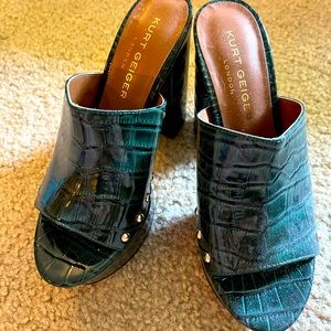 Not worn! New without tags dark emerald studded heels